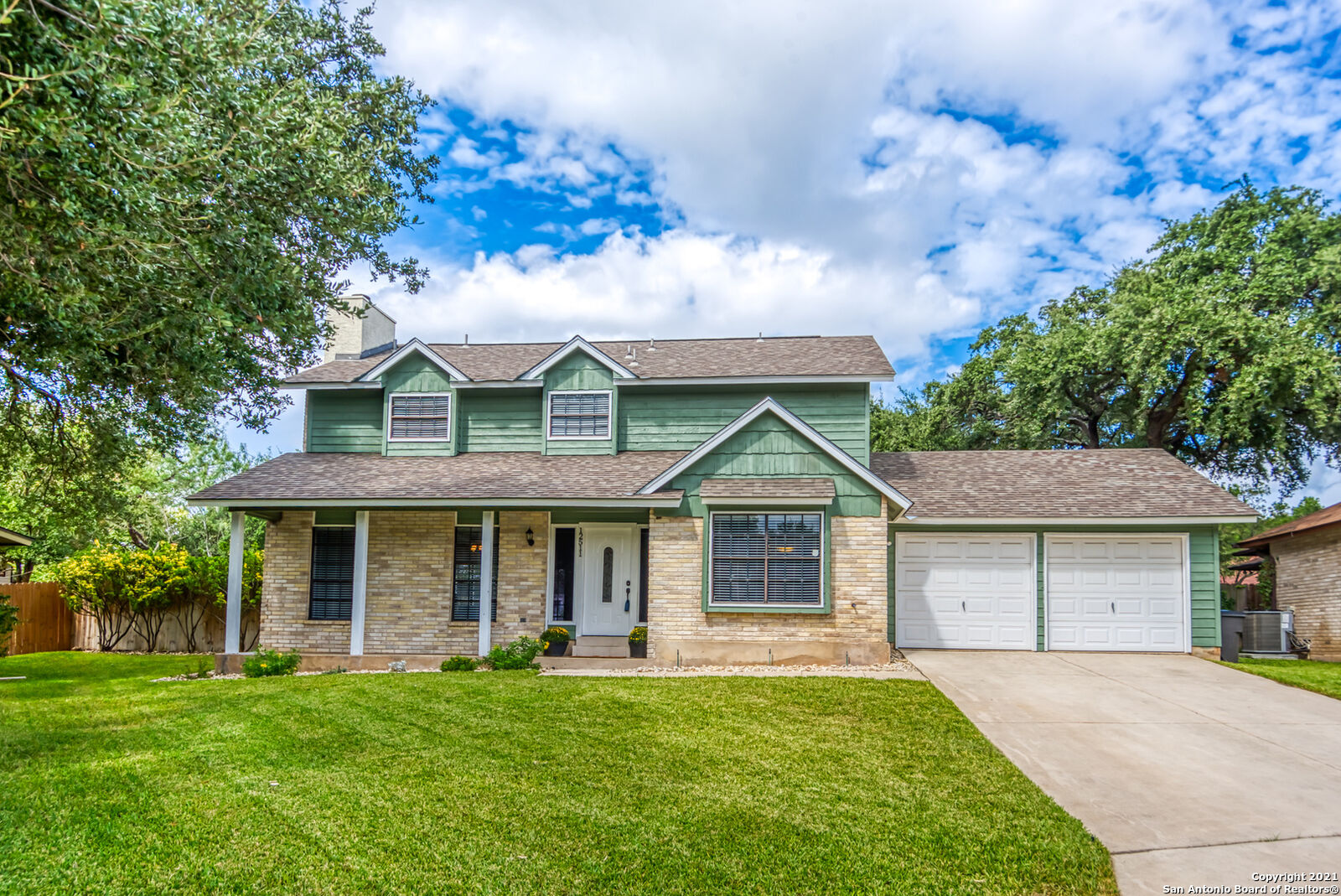 Property Photo: 12511 Bear Trl TX 78249