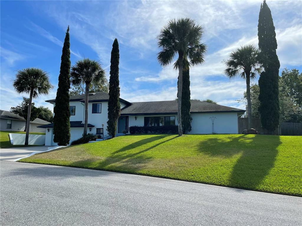 Property Photo:  3008 Lake Woodward Drive  FL 32726 