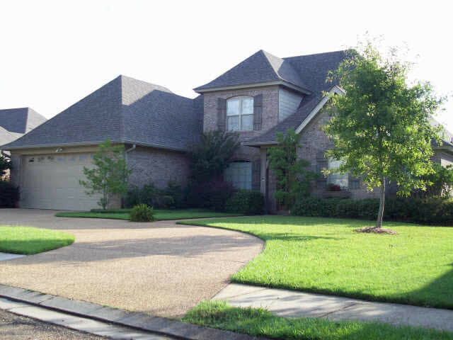 Property Photo:  128 Bridgepointe Boulevard  MS 39047 