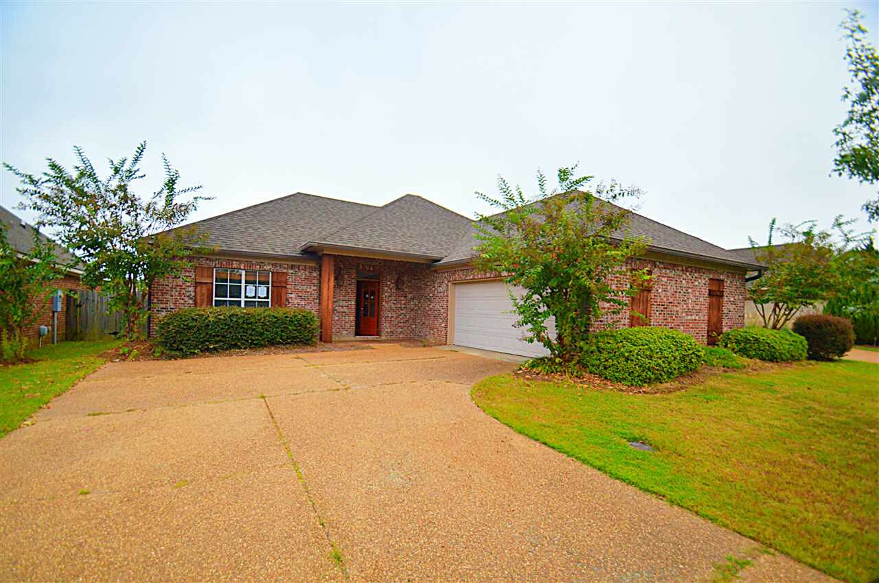 Property Photo:  1019 Bowsprit Lane  MS 39047 