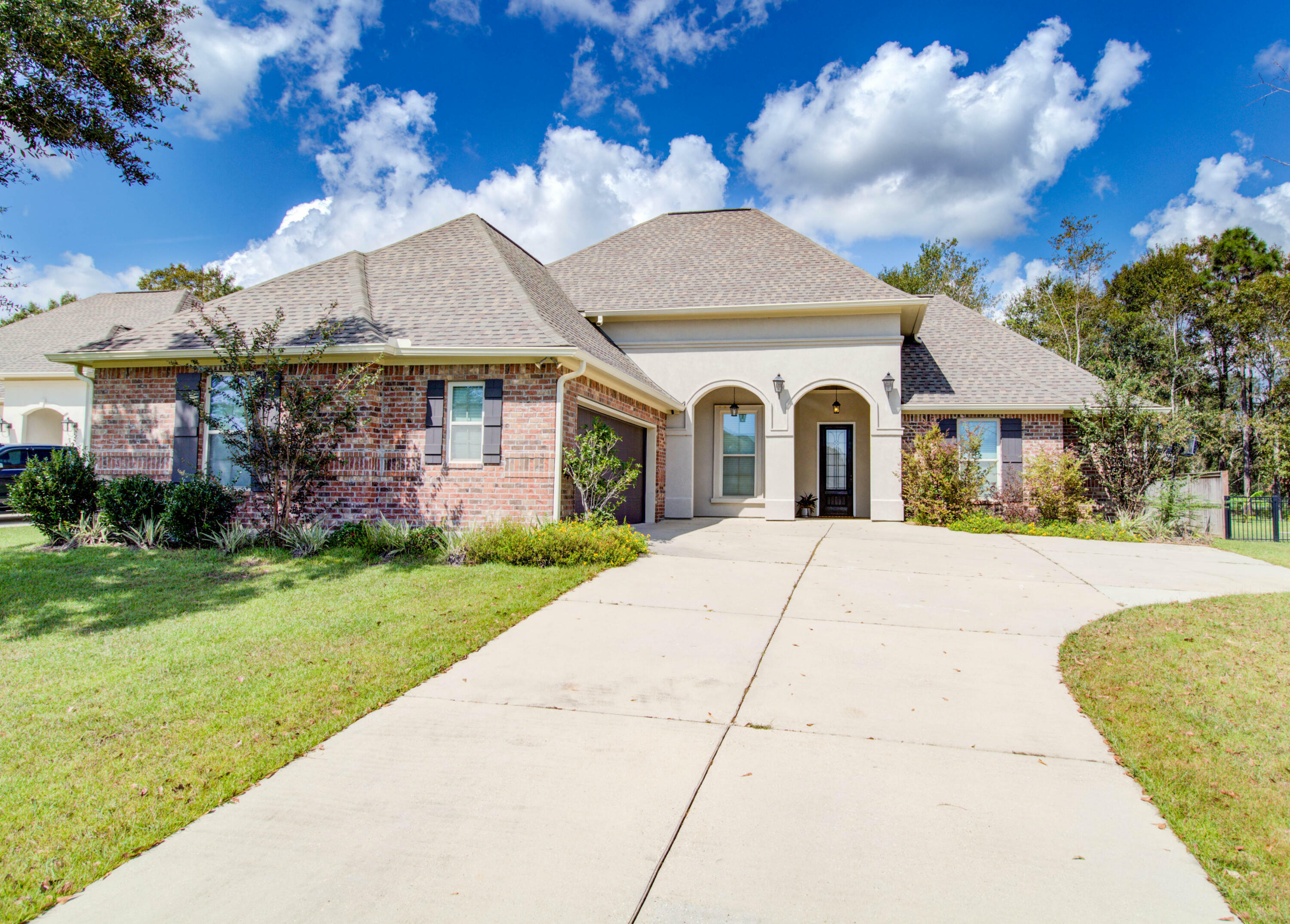 Property Photo:  7658 Crescent Way Drive  MS 39571 