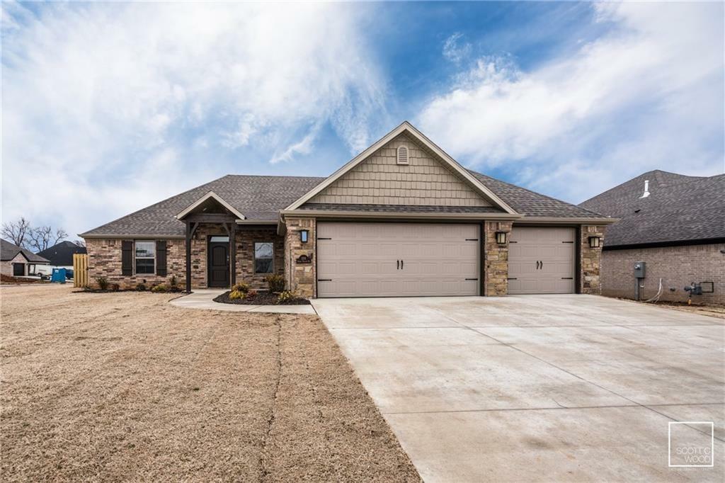 Property Photo: 1101 Spring Hollow Road AR 72712