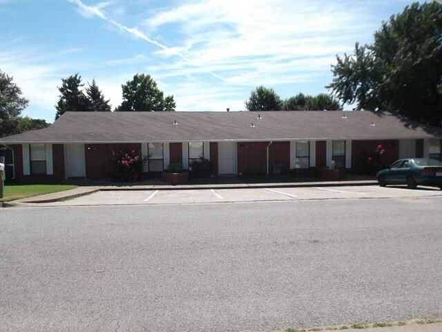 1322 W Linden Street  Rogers AR 72758 photo