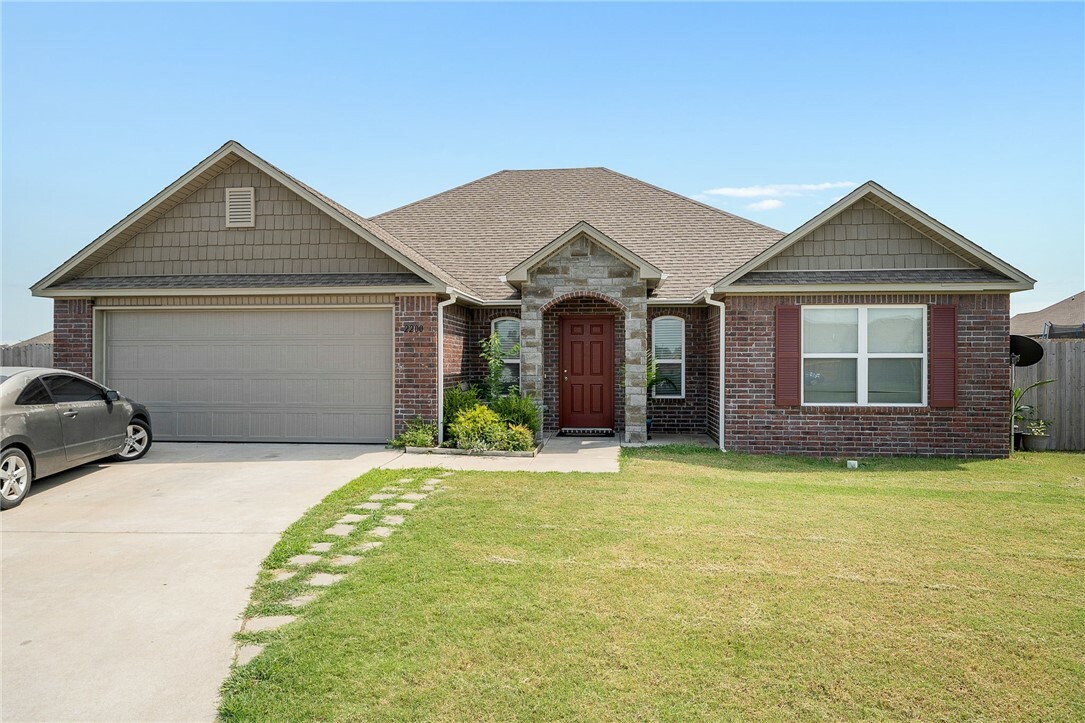 Property Photo:  2200 N Champions Court  AR 72761 