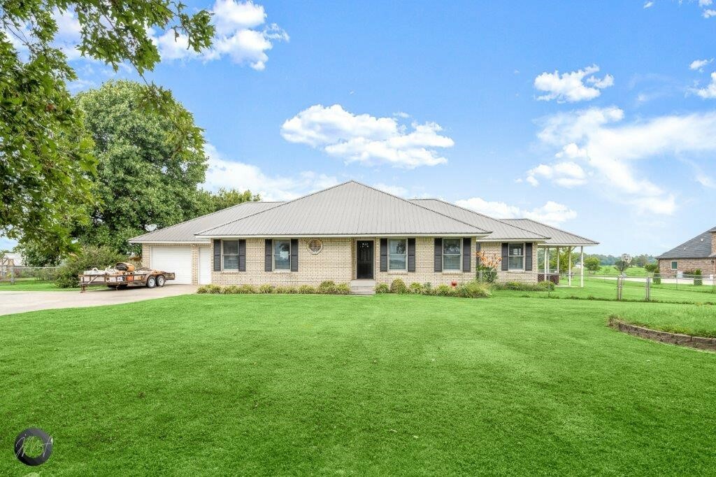 Property Photo:  1710 Arbor Acres Avenue  AR 72762 