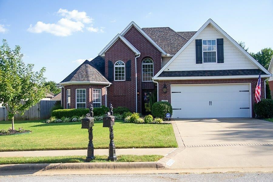 Property Photo:  5708 W Casey Drive  AR 72758 