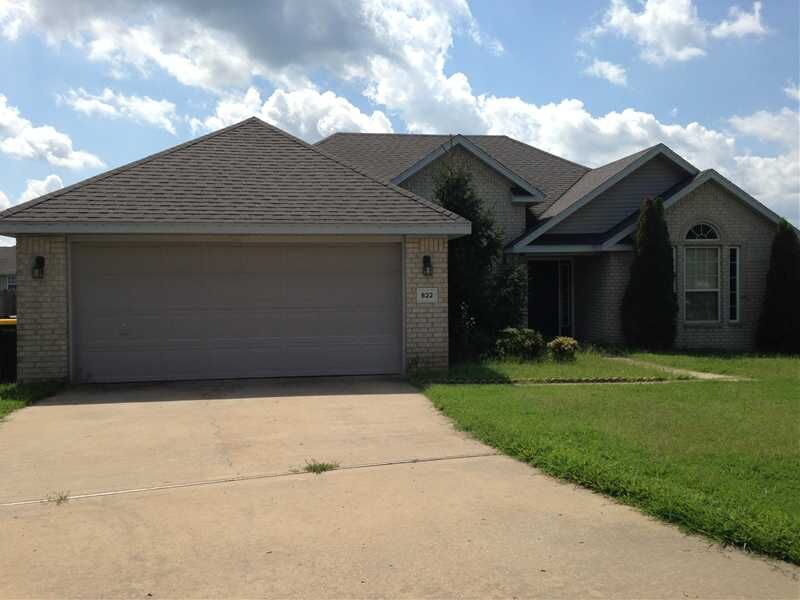Property Photo:  822 Grandy Place  AR 72745 