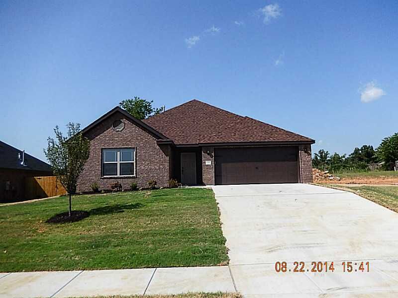 Property Photo:  1548 Leesburg Street  AR 72764 