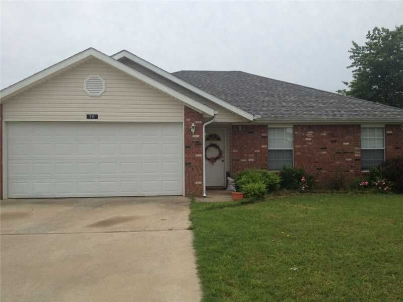 Property Photo:  711 Cass Road  AR 72719 