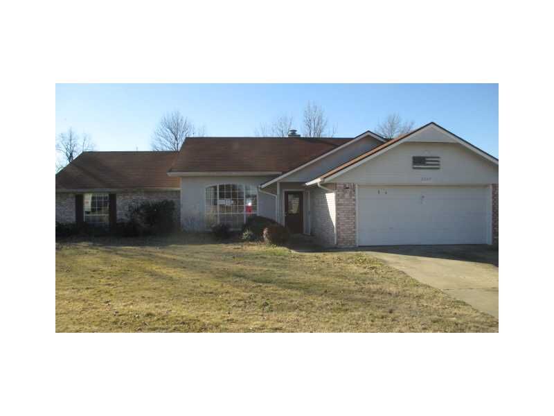 Property Photo:  2297 Cardinal Street  AR 72764 