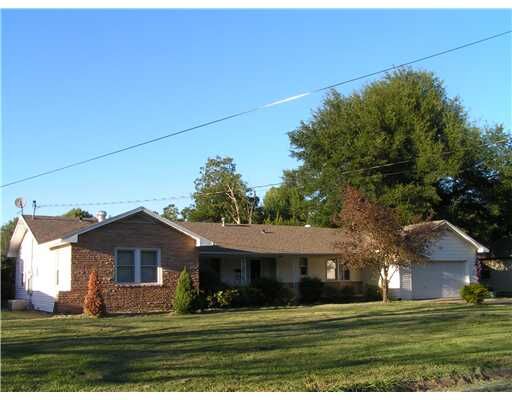 Property Photo: 1620 Emma Avenue AR 72762