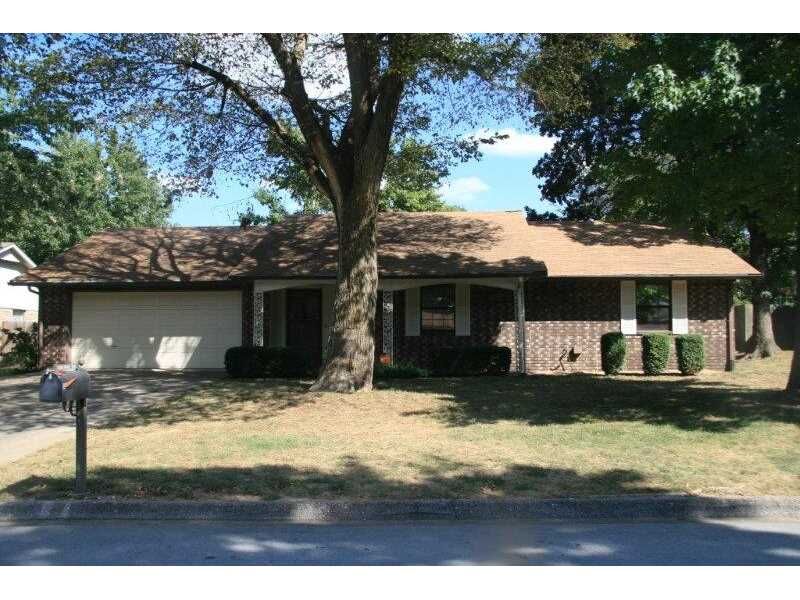 Property Photo: 1007 N Raven Road AR 72756