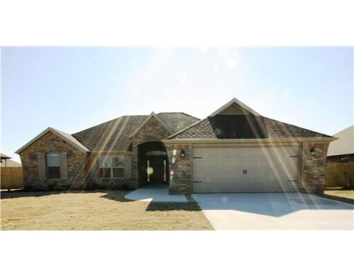Property Photo: 1207 SW Starry Sky Boulevard AR 72712