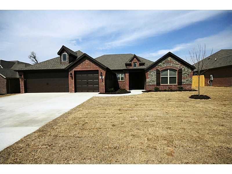 Property Photo: 1300 SW Starry Sky Boulevard AR 72712