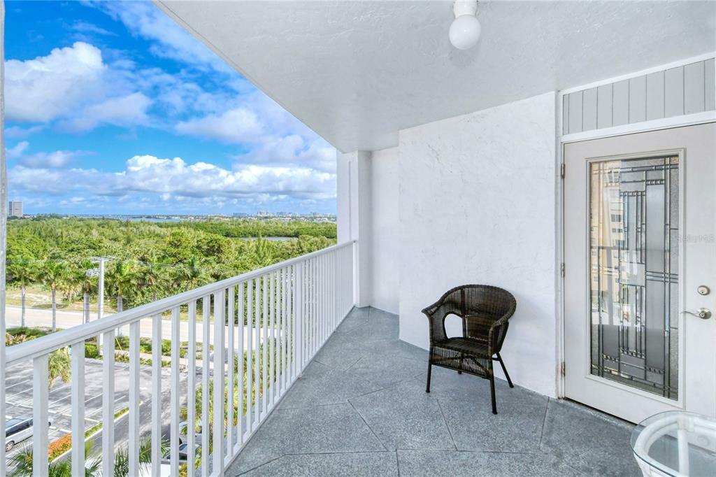 Property Photo:  1770 Benjamin Franklin Drive 607  FL 34236 