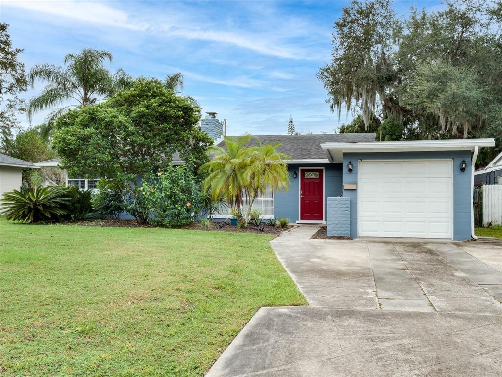 Property Photo: 1218 Golfview Street FL 32804