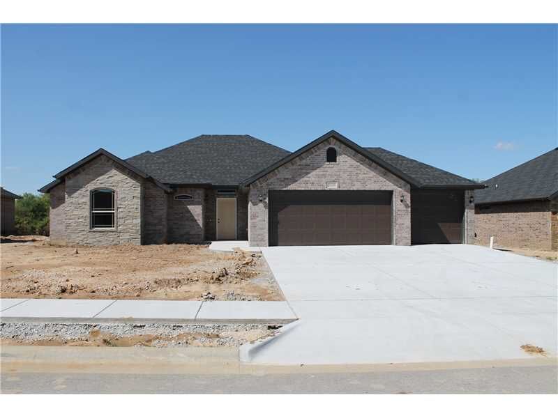 Property Photo: 1904 SW 18th Street AR 72712