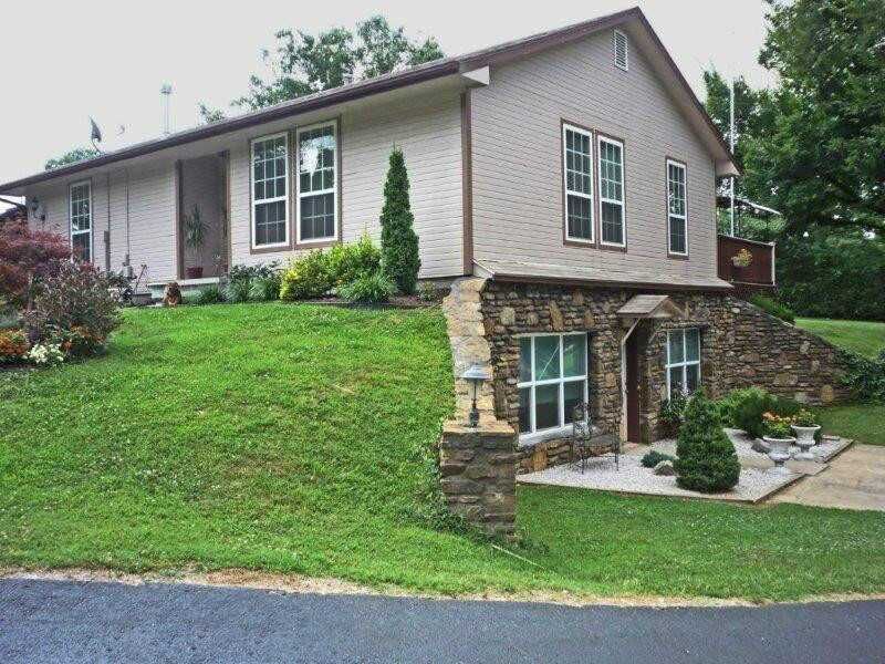 Property Photo:  11442 Murdock Road  AR 72712 
