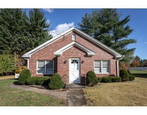 Property Photo: 31 Sunset Dr MA 01085