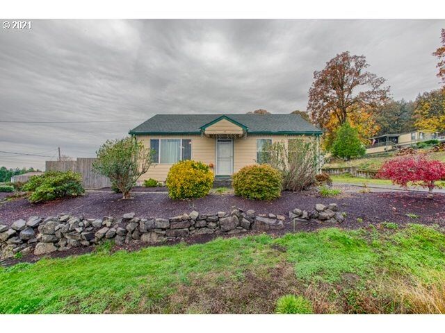 Property Photo:  33719 Viewcrest Dr NE  OR 97322 