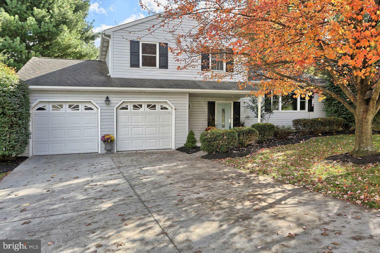 Property Photo:  1019 Crystal Creek Drive  PA 17050 