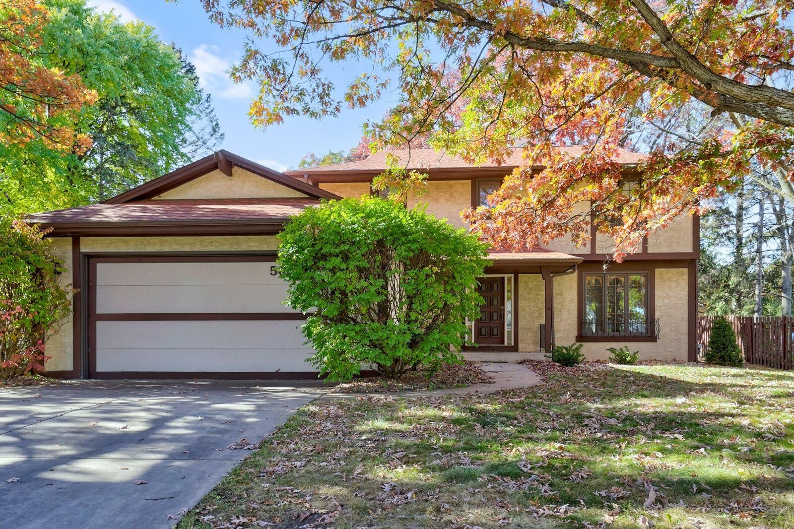 Property Photo:  5666 Matterhorn Drive NE  MN 55432 