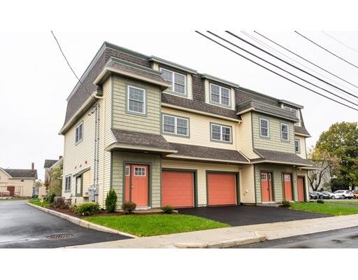 Property Photo: 10 River Street 9 MA 01905