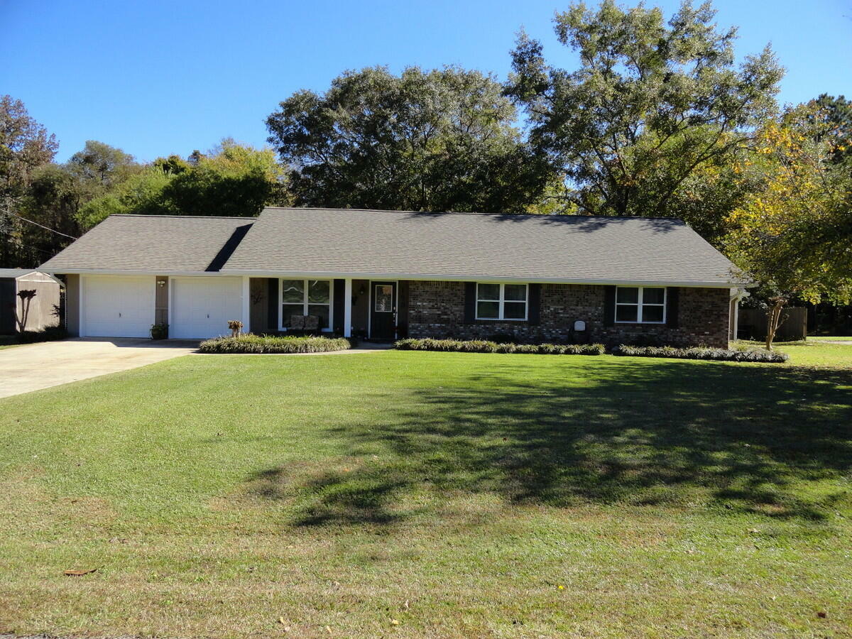 Property Photo:  190 N Ridgeland Cir  MS 39705 