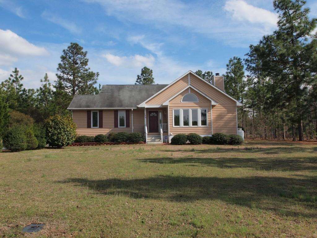Property Photo: 106 Oakcrest Court NC 27376