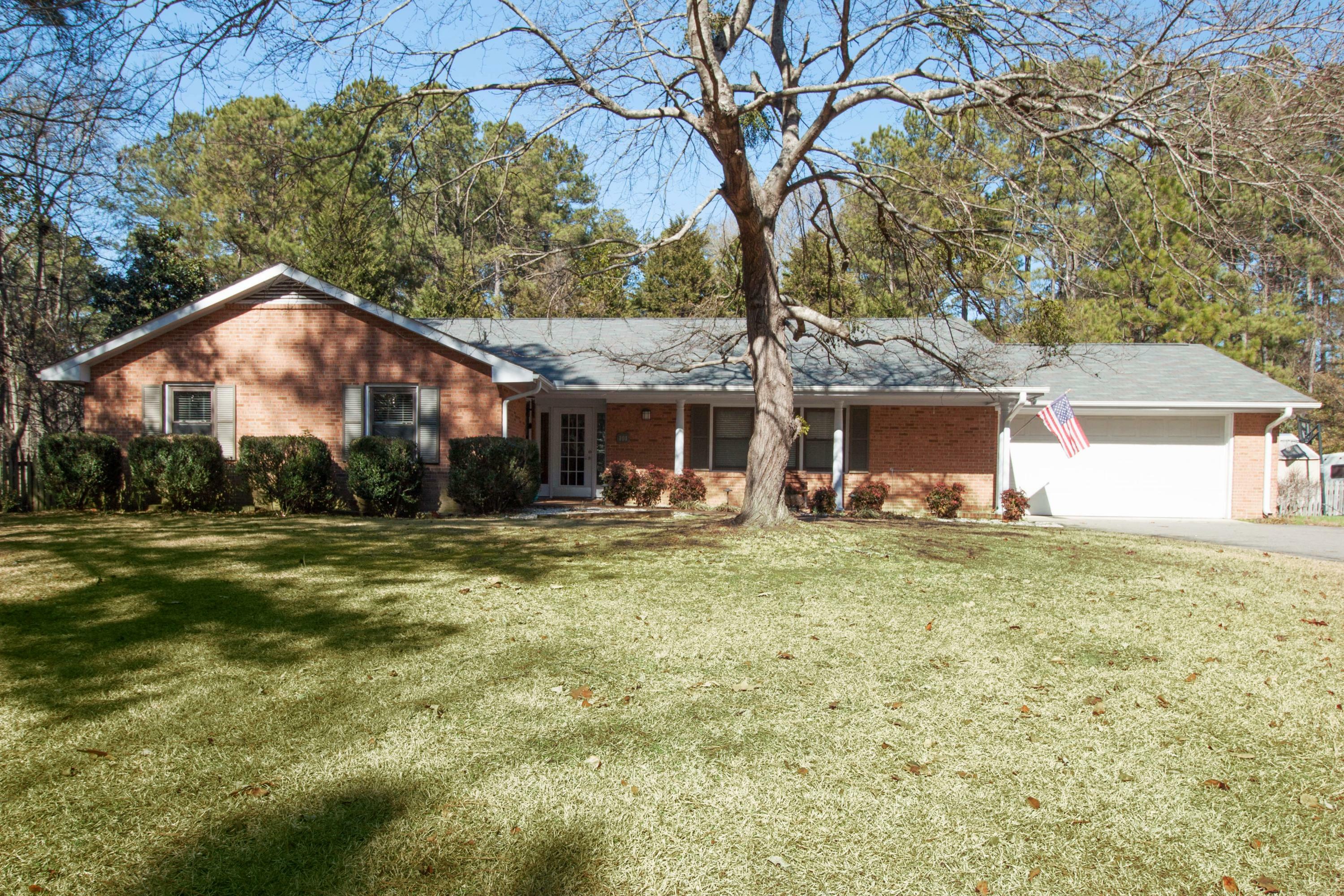 Property Photo: 101 Cheviot Way NC 28387