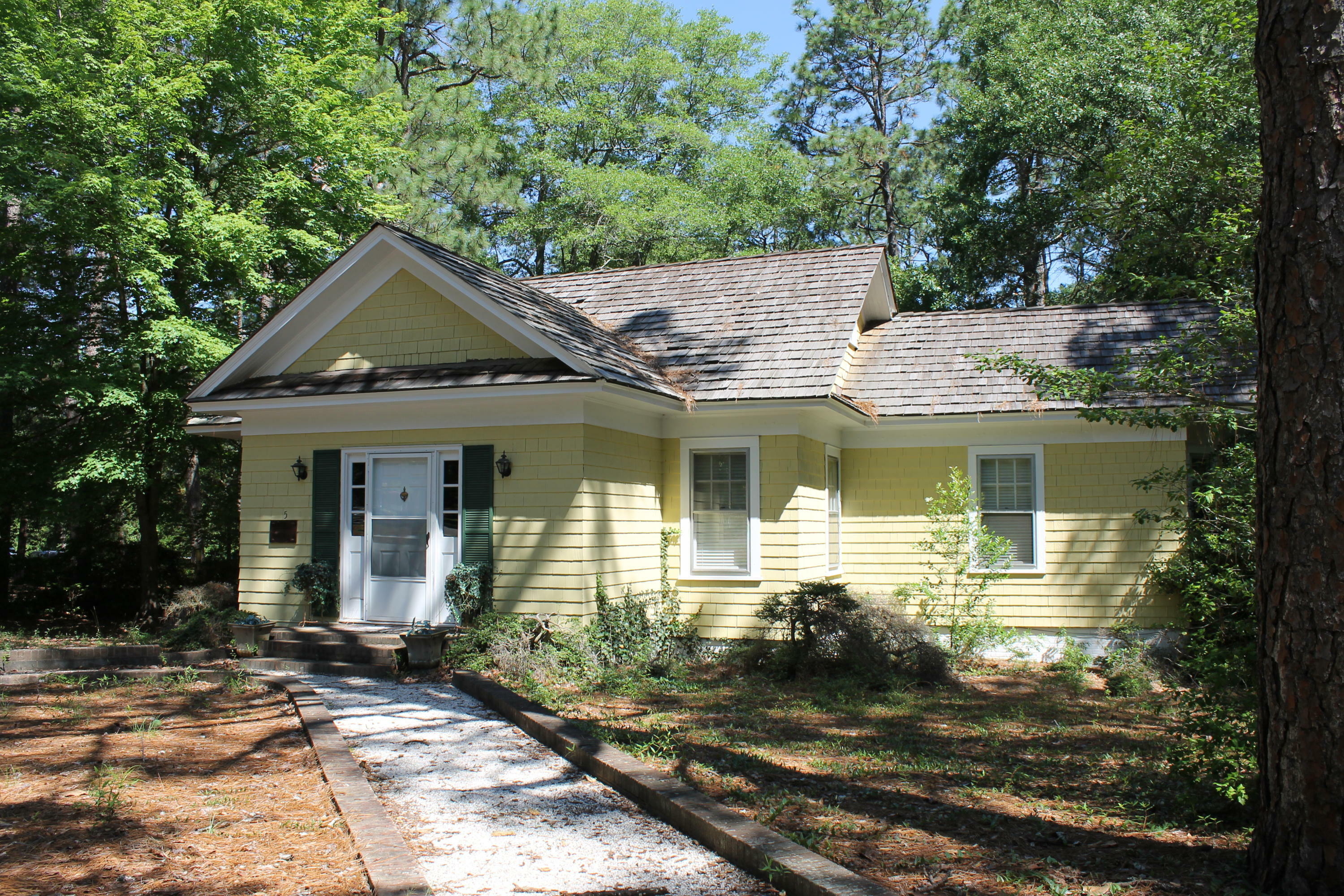 Property Photo: 5 Everette Road NC 28374