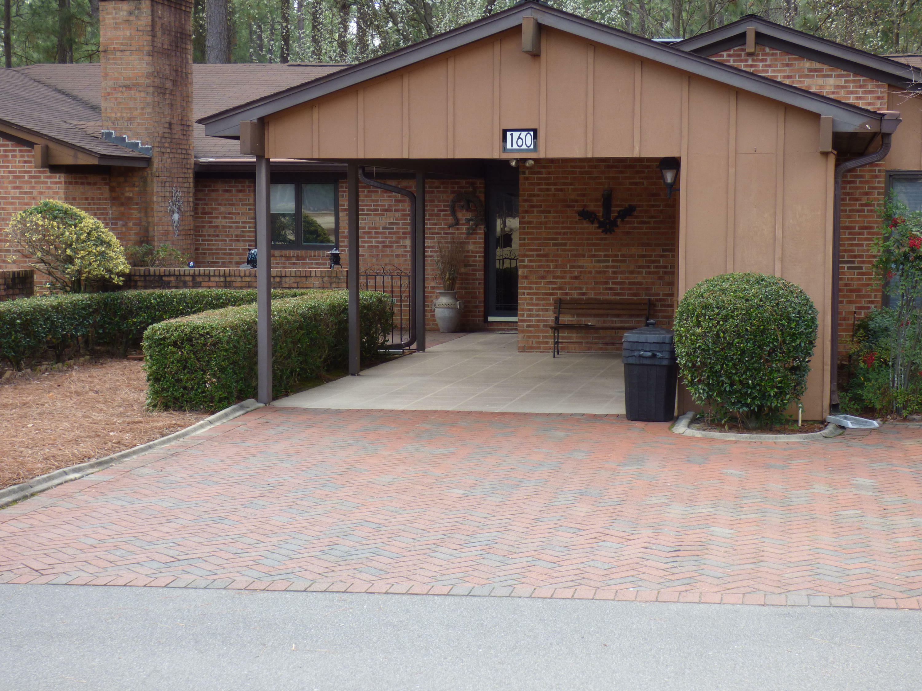 Property Photo:  160 Knollwood Drive  NC 28387 