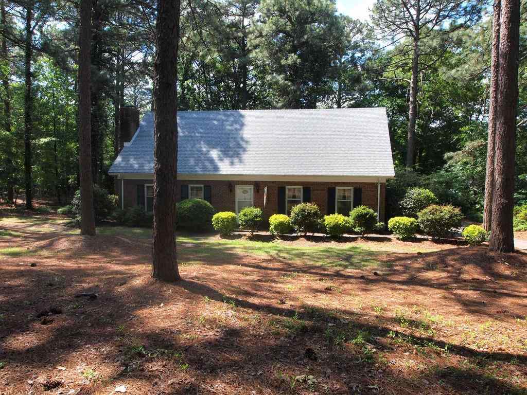 Property Photo:  1123 Fort Bragg Road  NC 28387 