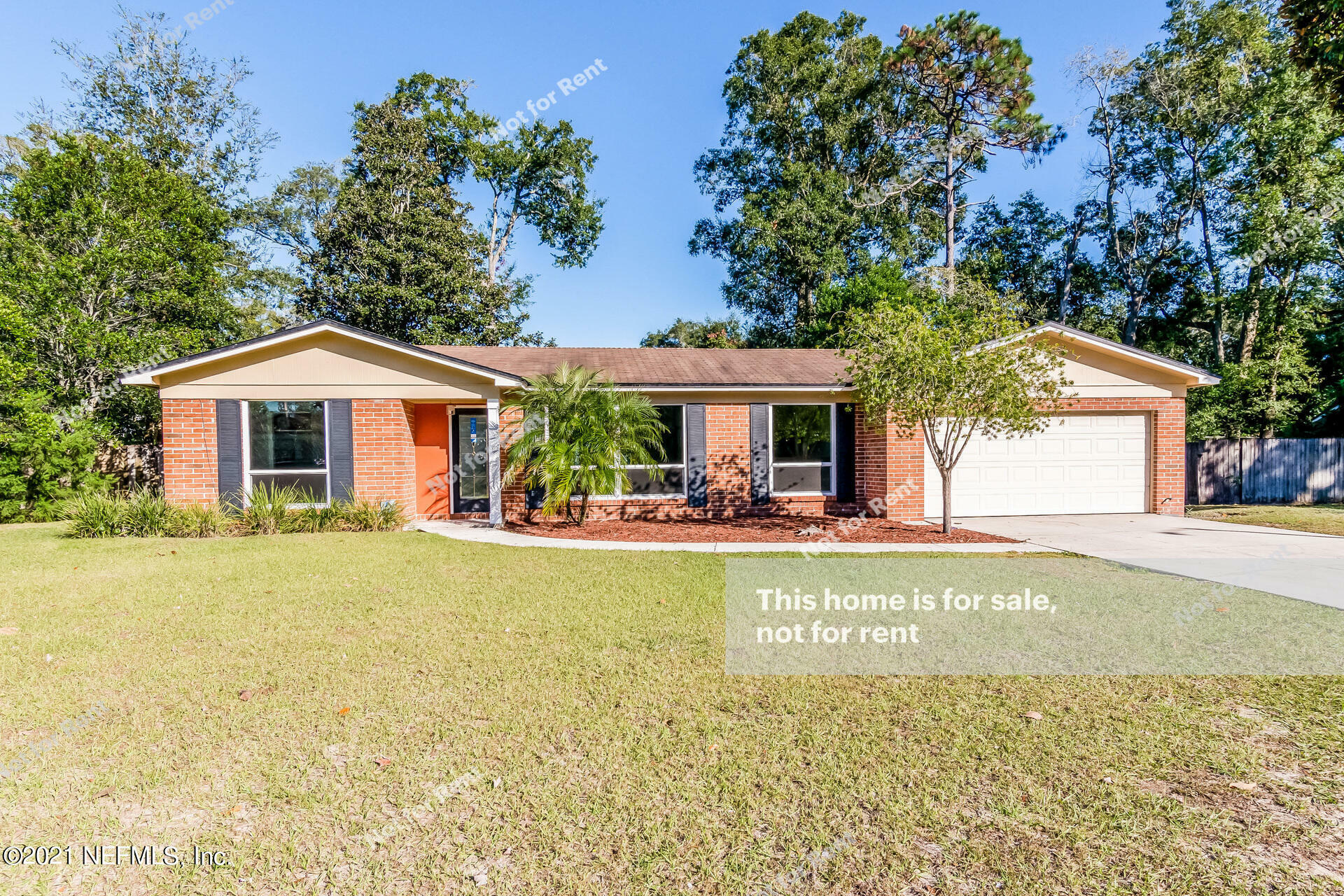 Property Photo:  3418 Red Oak Circle E  FL 32073 