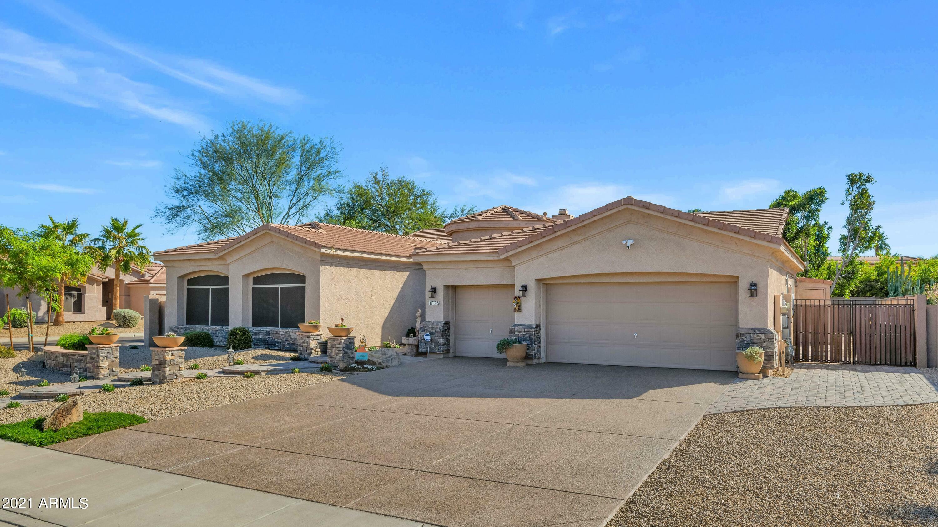 Property Photo: 1775 N 133rd Drive AZ 85395