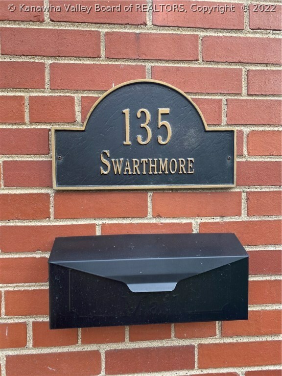 Property Photo: 135 Swarthmore Avenue WV 25302