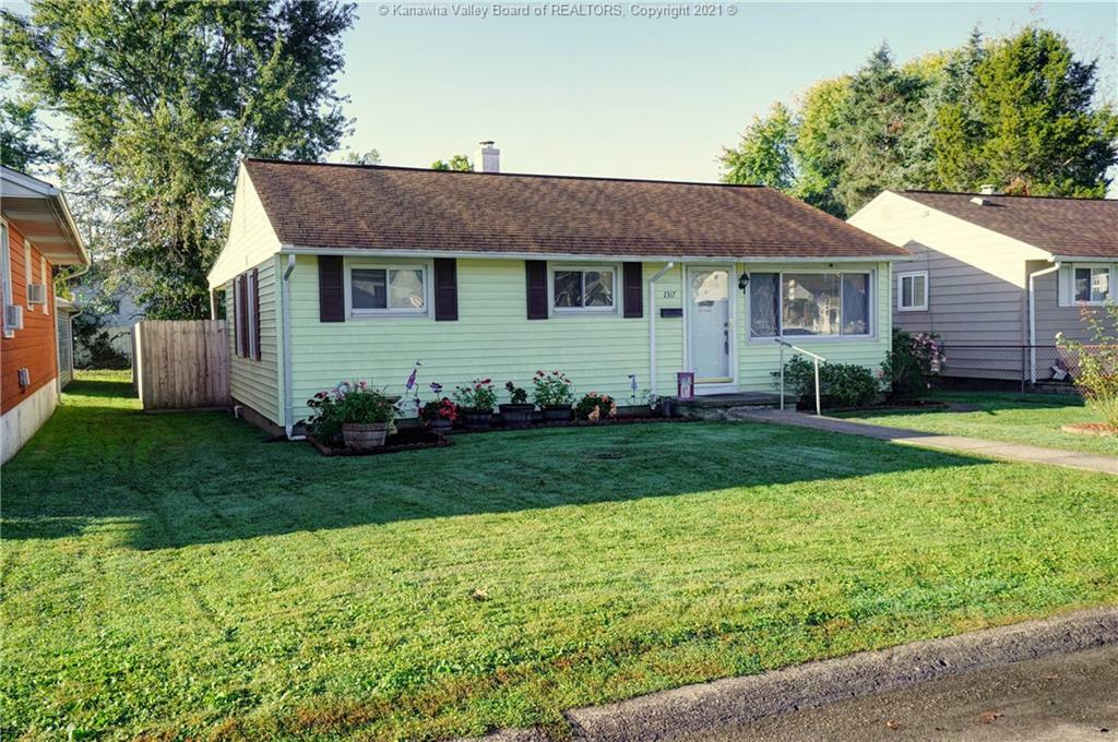 Property Photo: 2317 McKinley Avenue WV 25560