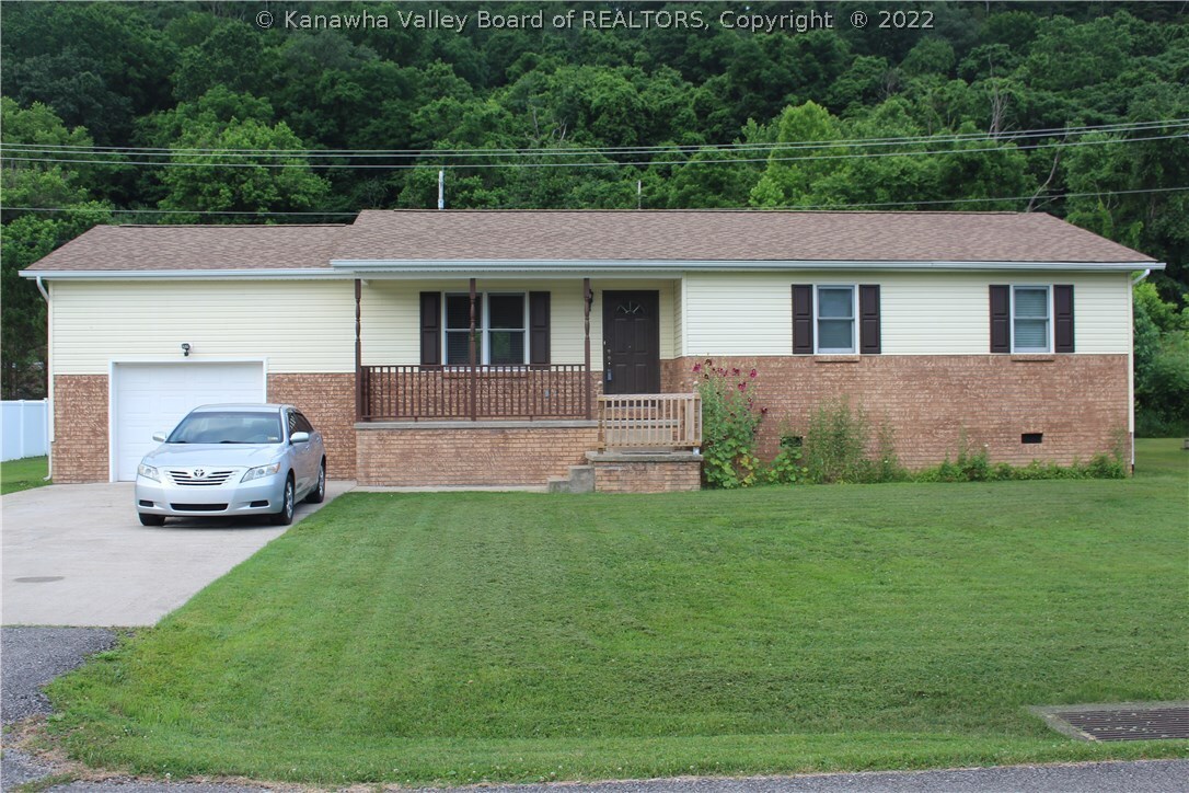 Property Photo: 63 Drew Street WV 25011