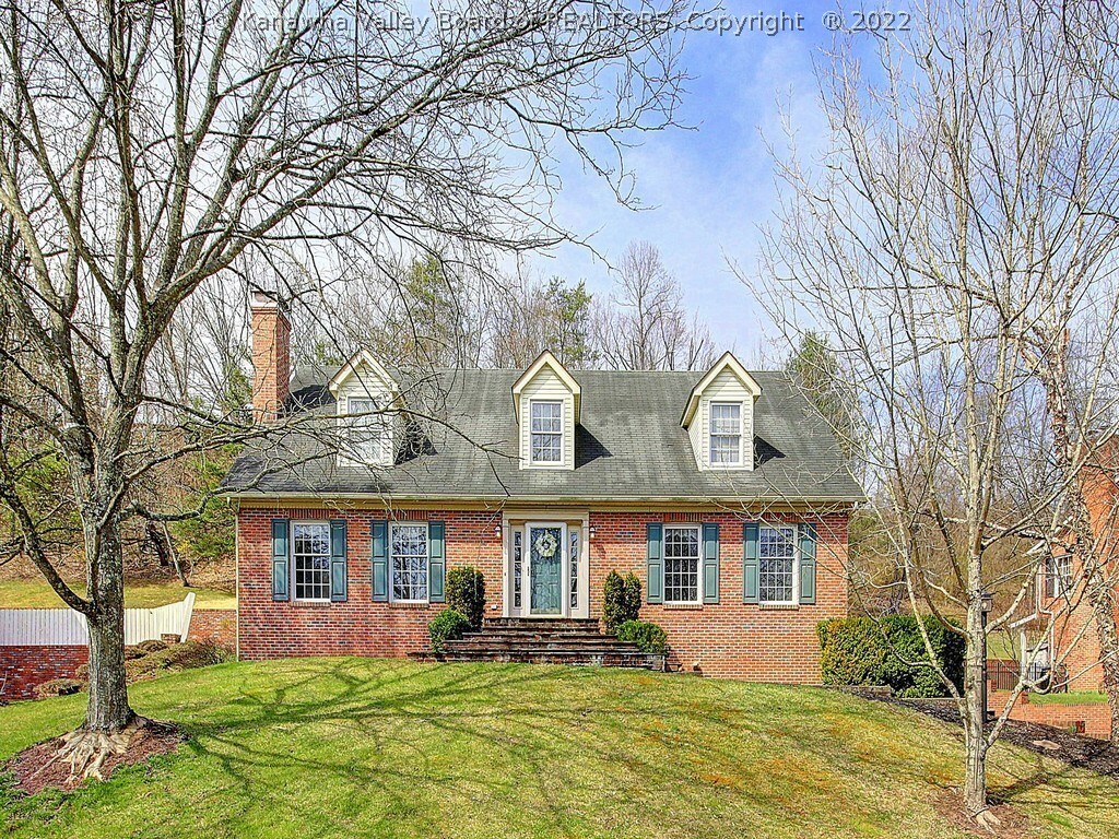 Property Photo: 44 Carriage Road WV 25314