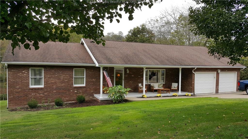 Property Photo: 350 Pioneer Lane WV 25312