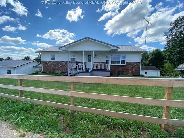 Property Photo: 733 Divide Ridge Road WV 25248