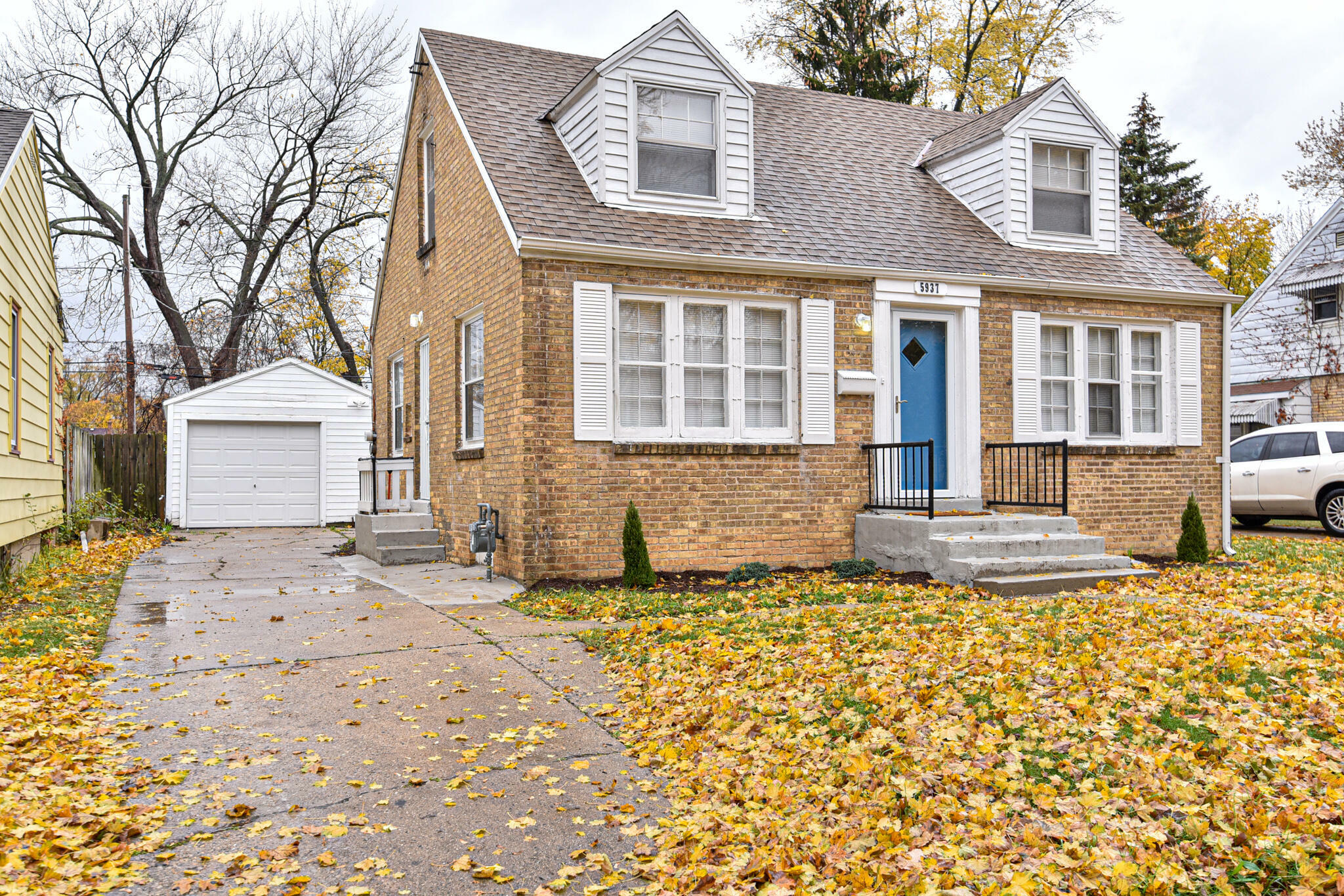 Property Photo: 5937 N 39th St WI 53209