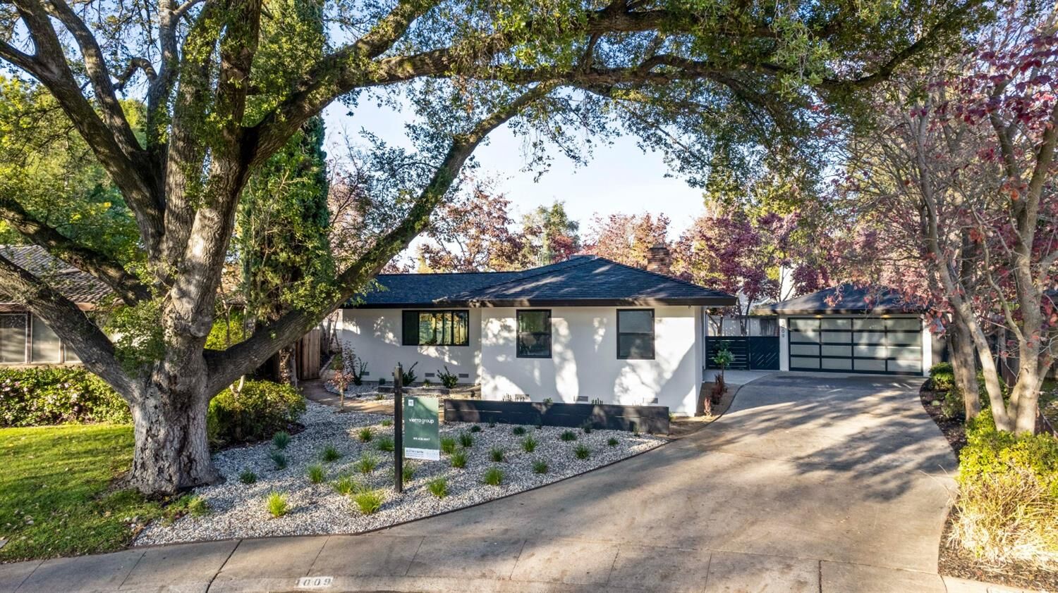 Property Photo: 1009 Friars Court CA 95608