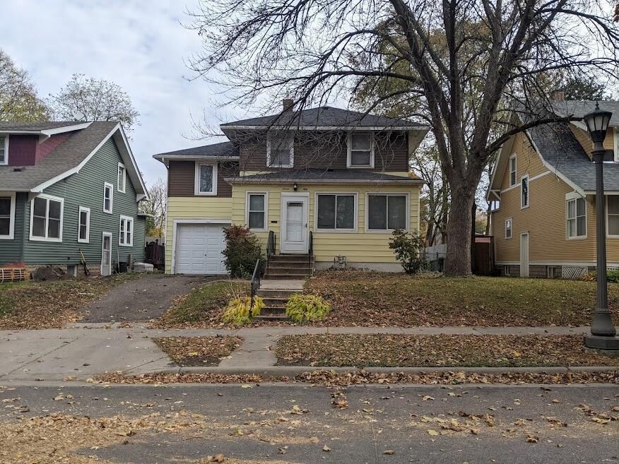 Property Photo:  750 Manomin Avenue  MN 55107 