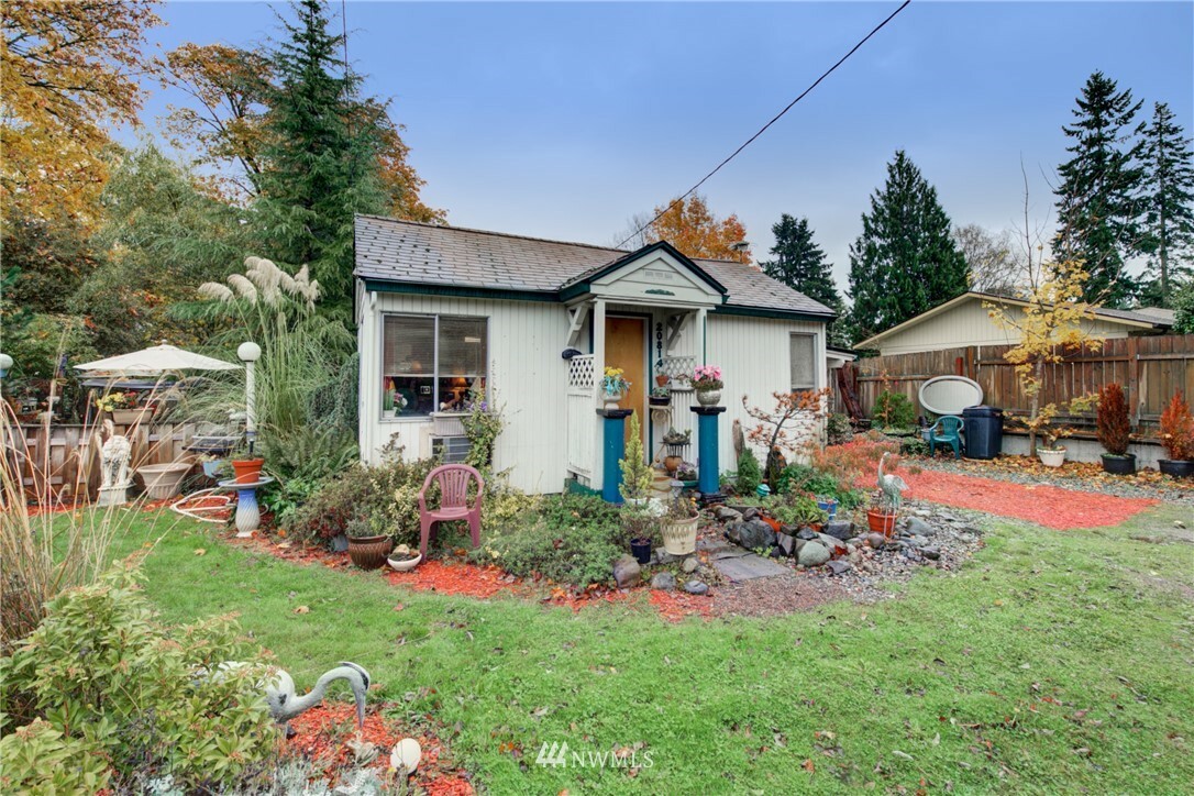 Property Photo:  20814 116th Avenue SE  WA 98031 