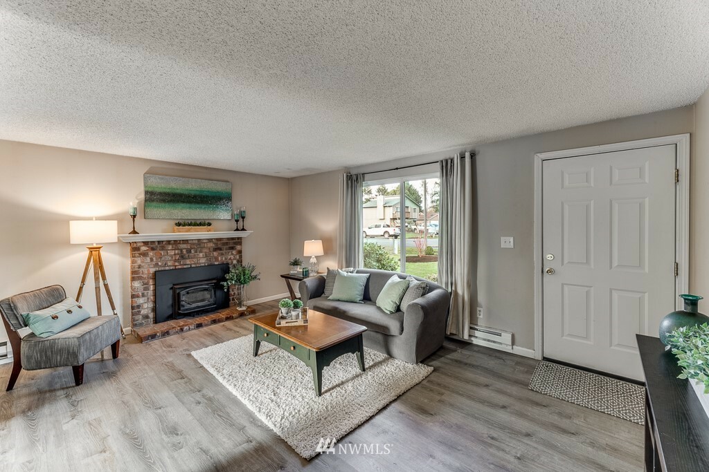 Property Photo: 4526 132nd Place NE WA 98271