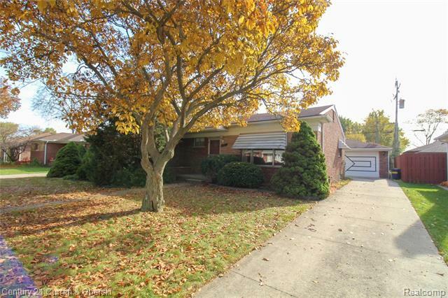 Property Photo:  26647 Baldwin Street  MI 48127 