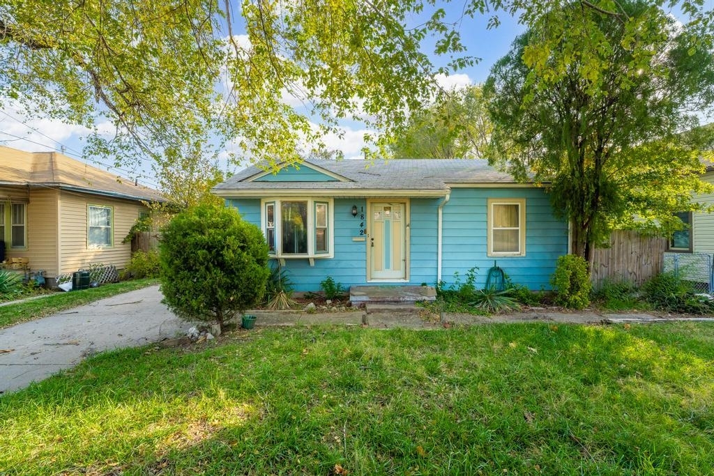 Property Photo:  1842 N Hydraulic Ave  KS 67214 