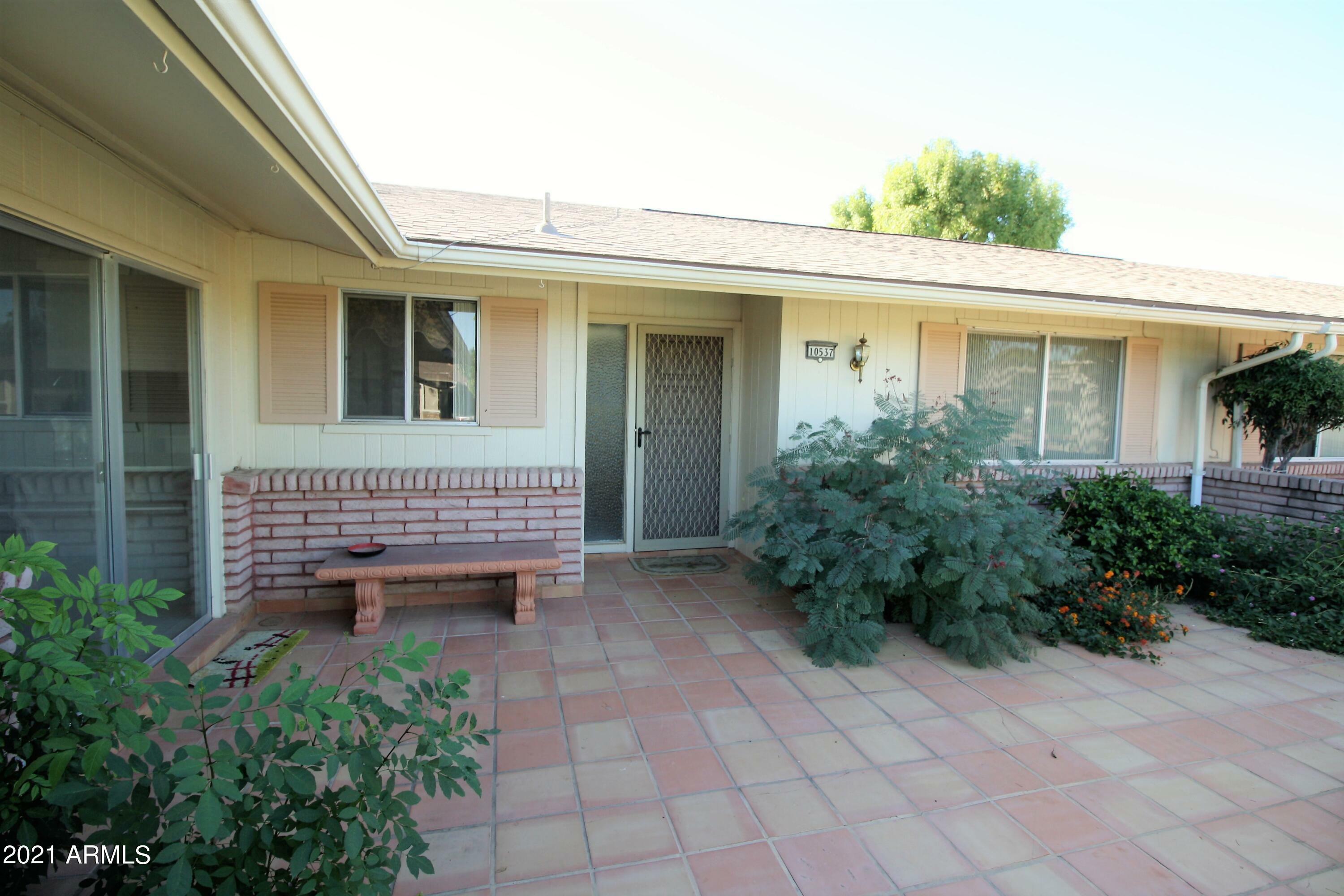 Property Photo: 10537 W Tropicana Circle AZ 85351
