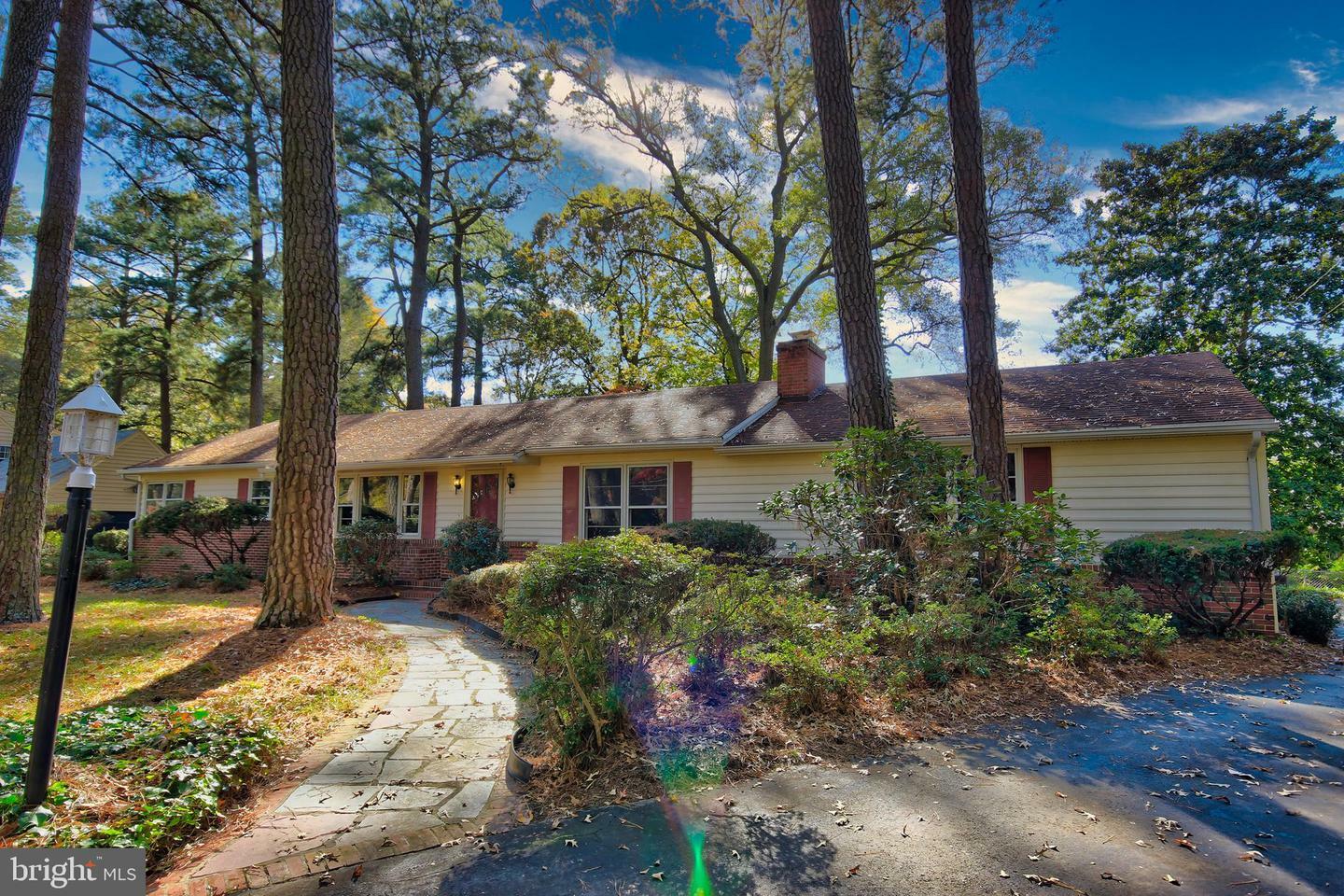 Property Photo:  516 Pine Bluff Road  MD 21801 